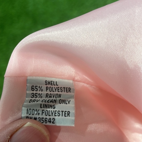 Ladies pink blazer - Picture 9 of 9